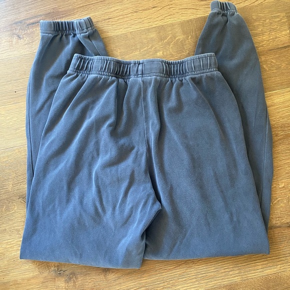 Kith Women's Track Pants in Dark Blue - Picture 1 of 4